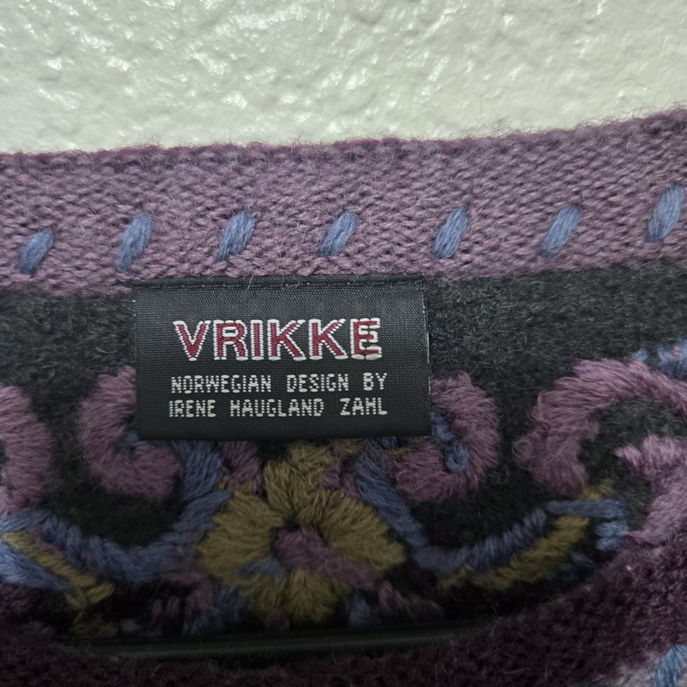 Vrikke Norwegian wool Cardigan sweater button up long sleeve green floral - Picture 4 of 8